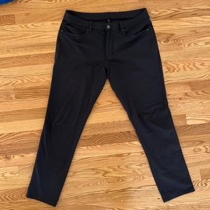 Men’s Lululemon ABC pant- slim